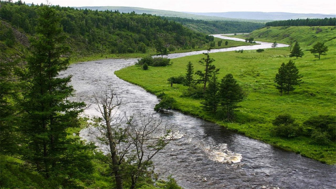 中国最"爱国"的一条河流,出国流一圈再流回来,冬天零下不结冰