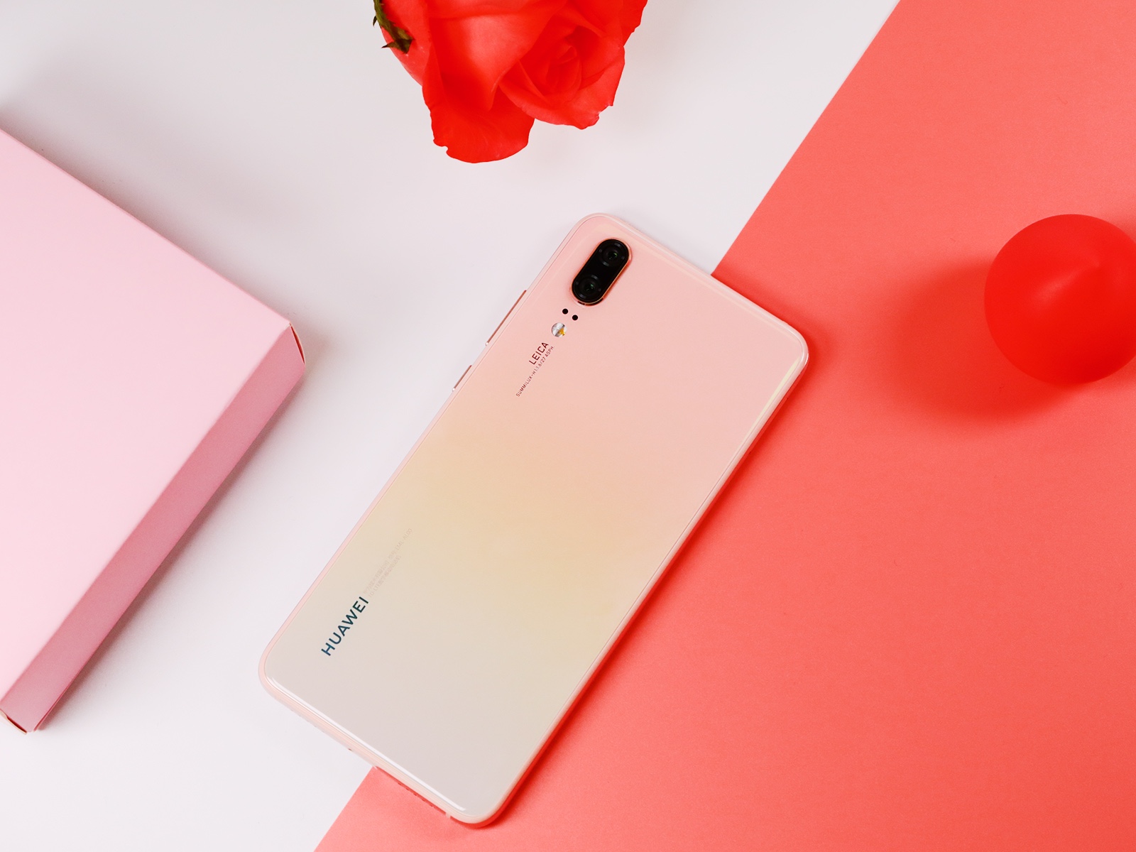 粉色机身真令人心动 华为p20樱粉金配色图赏