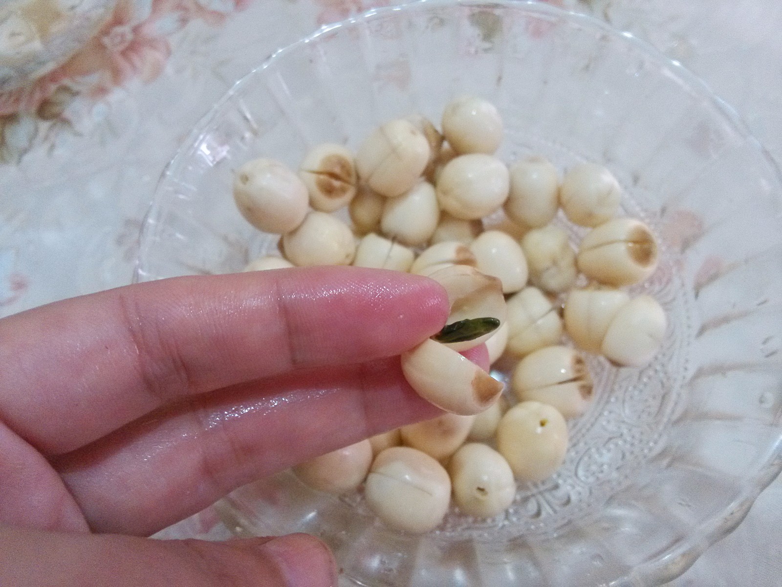 夏末秋初要多吃它,除烦止渴又安神,清热解毒超美味,好吃又好做|莲子