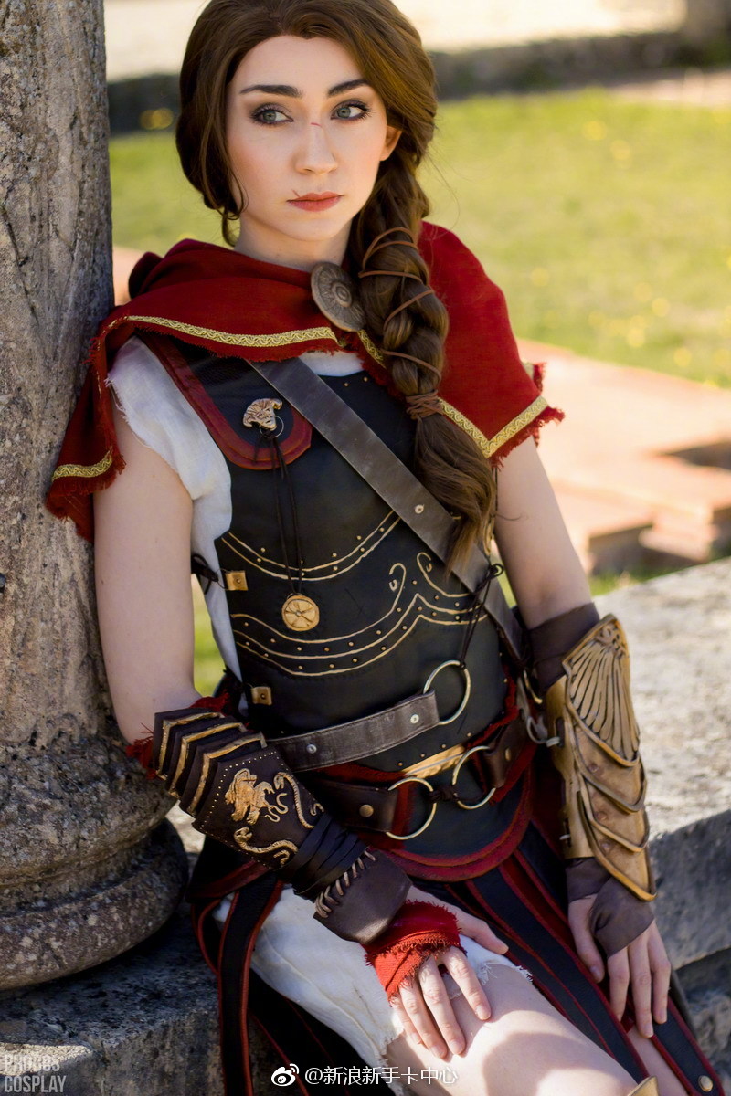 国外妹子cos刺客信条奥德赛女主飒爽英姿神还原