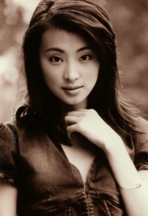 凭《倚天》丁敏君成名,遇渣男遭暴打人财两空,年近40仍貌美如花