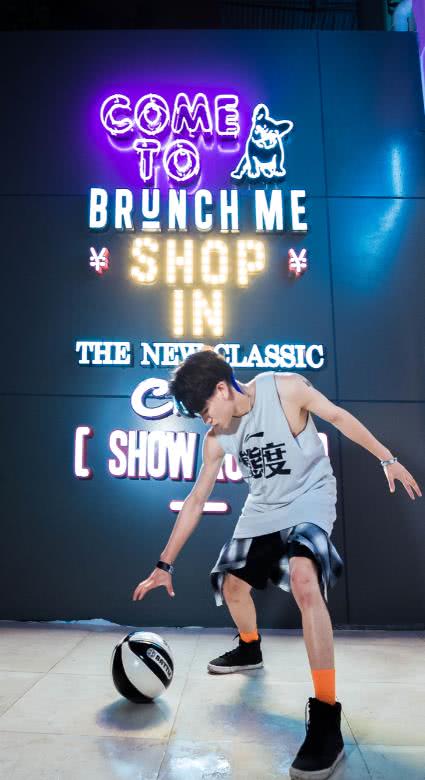 论花式篮球,我只服成都f3花式篮球男团!