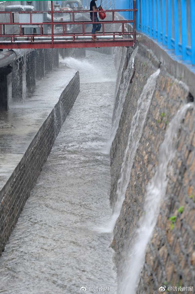 济南用高科技24小时监测水位及水流速