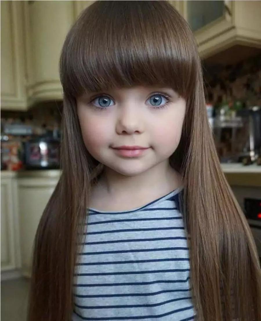 全球最美芭比娃娃!6岁的她用"精灵眼"征服了全世界!
