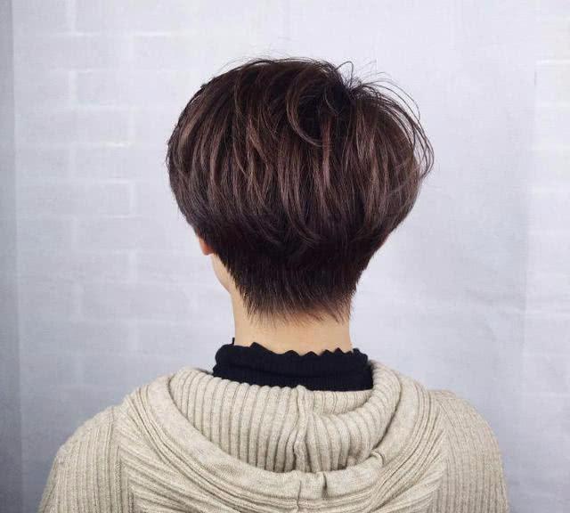 中年女性这样剪头发,简单干练超有型,总有一款适合你|有型|发型|短发