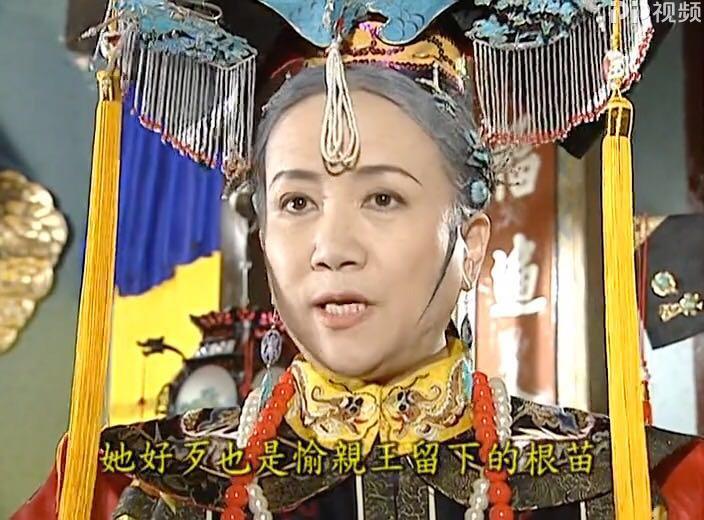 《还珠格格》第二部中,出现了一个重要人物晴儿,因为这个人物紫薇不