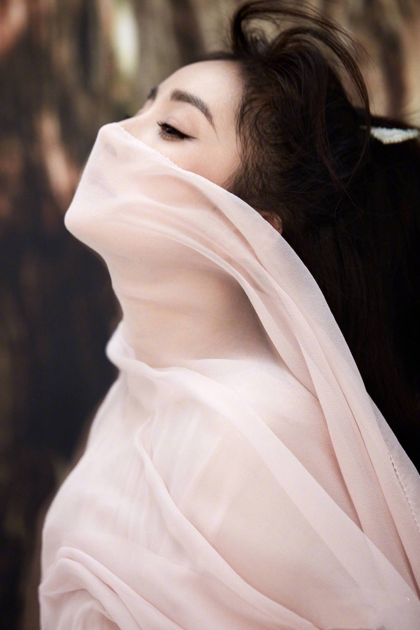 杨幂最新一组仙气劲十足的图片,居然让网友们吐槽成这样?