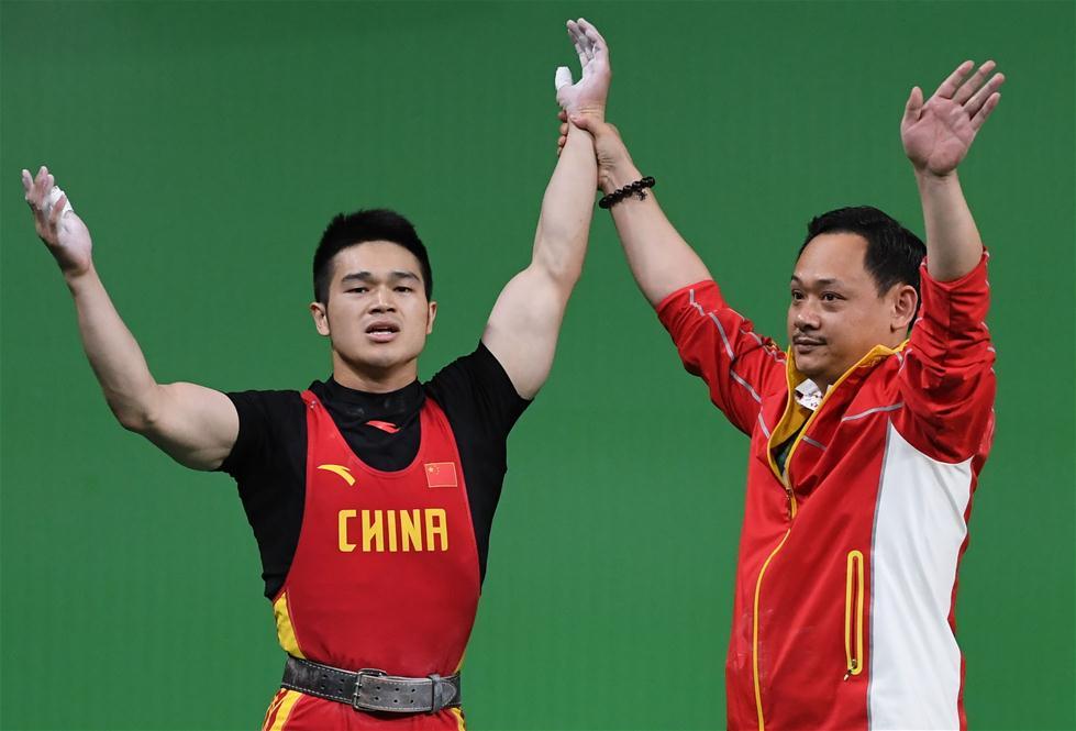 44岁奥运冠军占旭刚近况!任大学校长,官至副厅级,妻子曾是空姐