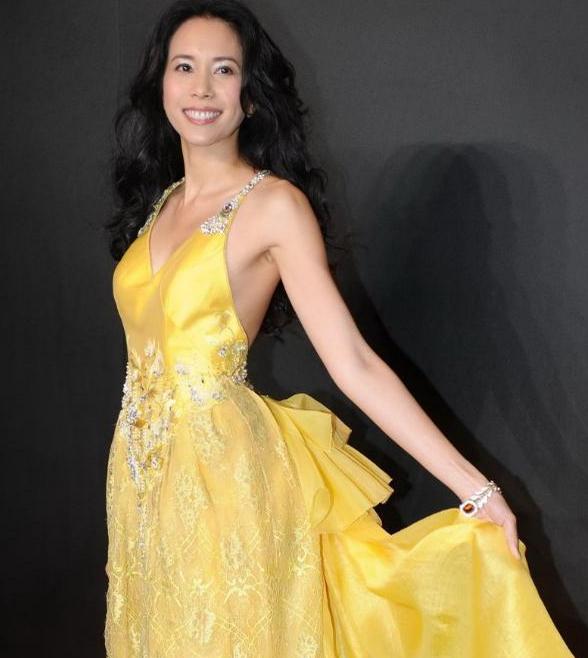 莫文蔚有魅力的女人很有风情