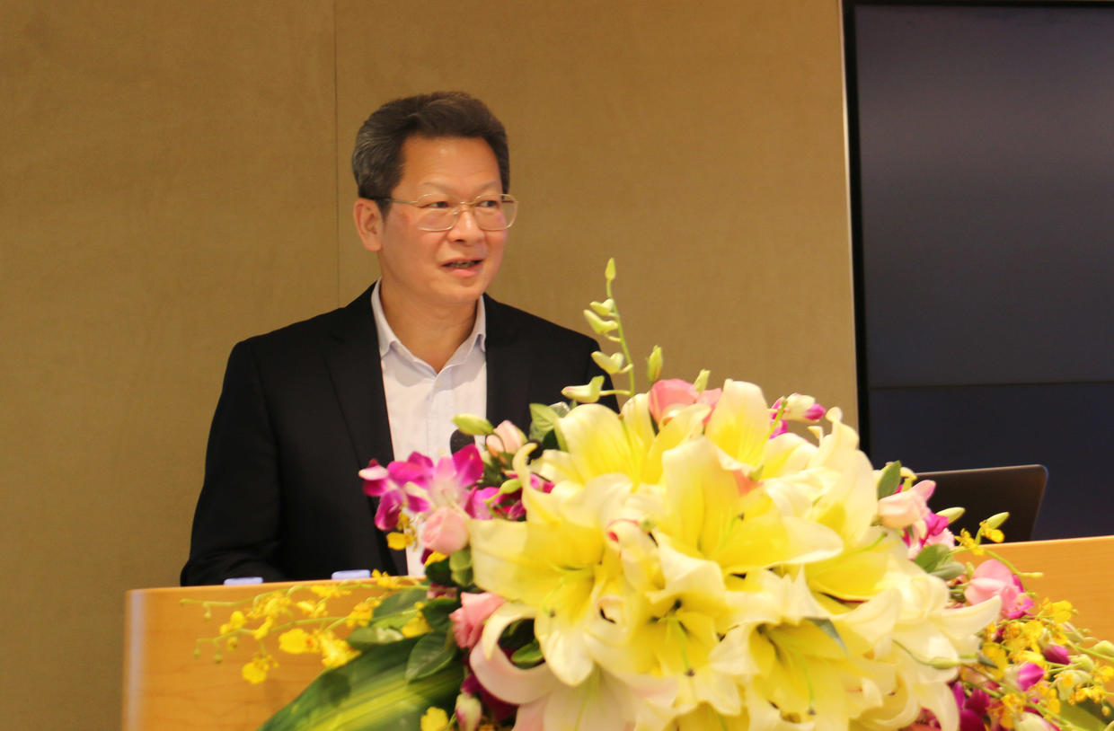 喀什副市长徐红斌女士说,喀什是中国最西边的城市,四大古文明交汇处