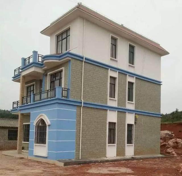 夫妻在城市拼搏数年攒40万回老家盖小洋楼却常年大门紧闭