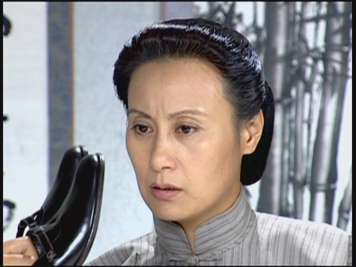 傅文佩才是付出真心的人,还记得她第一次看陆振华的表情吗?