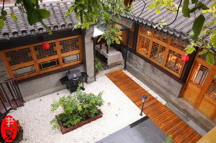 编辑四合院设计第三,两进四合院分为前院和后院,后院又叫作内宅.