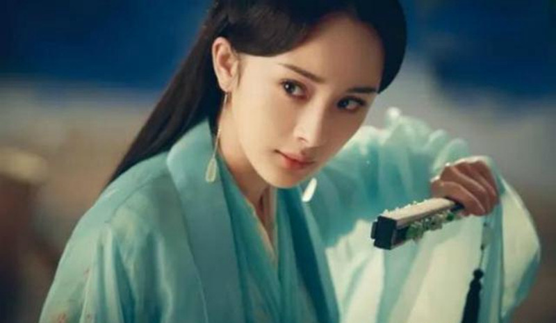 三生三世,白浅3的把扇子,图2总被送人,图3暴露夜华的心机_新浪看点