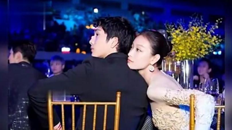 井柏然结婚照 新浪（移动端）