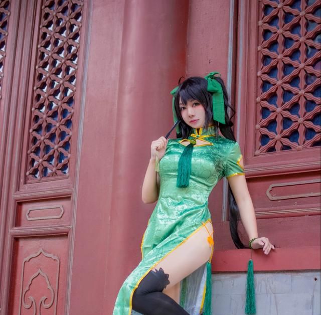 王者荣耀：微胖女神COS孙尚香，网友：穿高跟鞋也能翻滚五杀吗_新浪新闻