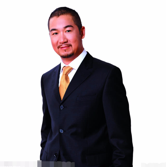 张立国的儿子竟吸粉入狱,子不教父之过!可这真是张立国的错吗?