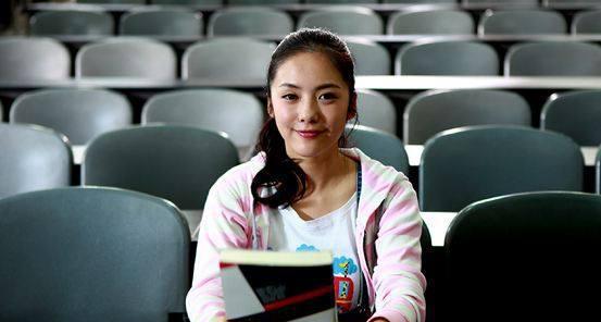 一直以来在其他剧中蔡文静都是高冷的女