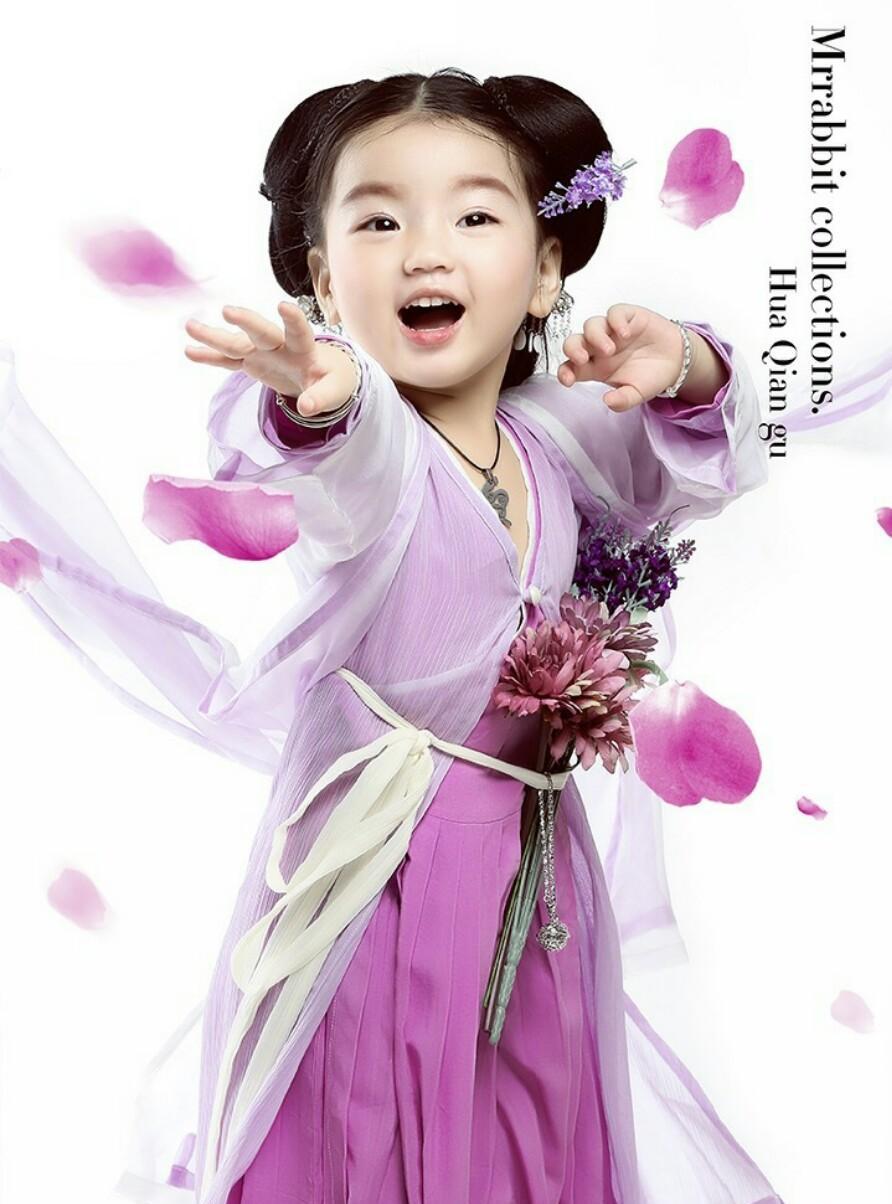 被谢娜认可长大后是综艺一姐的阿拉蕾