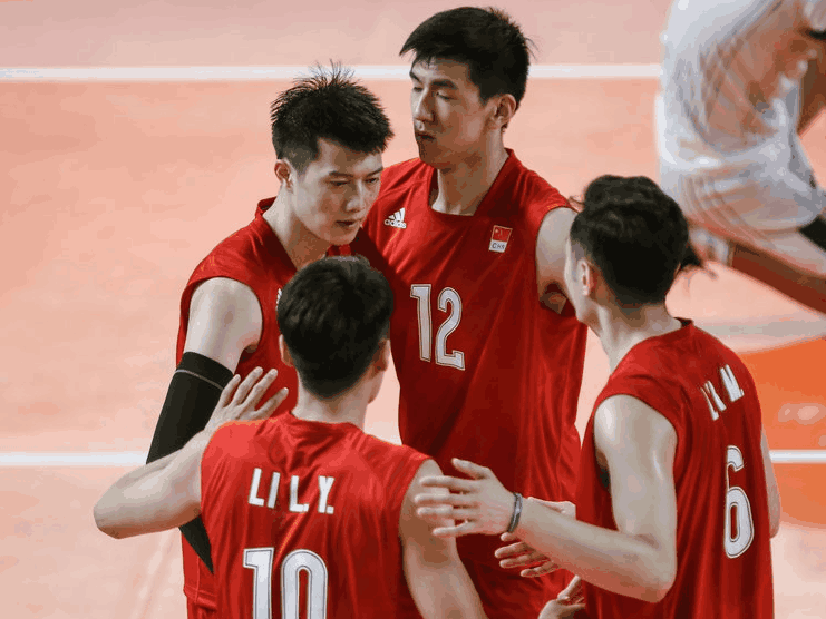 中国男排的小组对手分别有巴西男排,法国男排,荷兰男排,加拿大男排