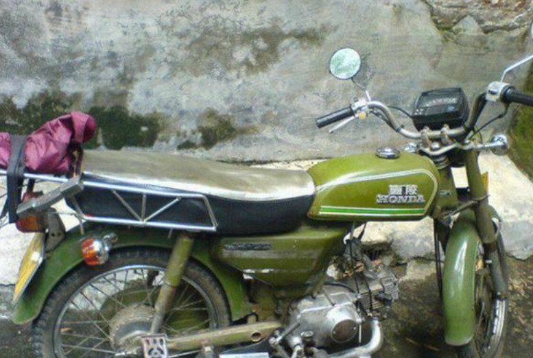 正在消失的古董级摩托车,骑过2种叫叔叔,全骑过叫爷爷