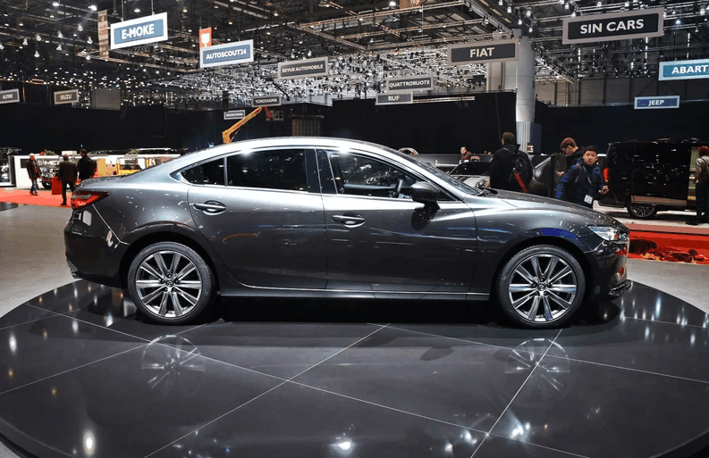 海外版新款阿特兹到店, 颜值提升新增2.5t发动机, 国产还会远吗?