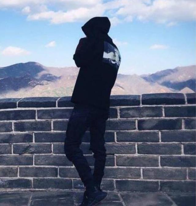 抖音黑脸v的真实照片曝光,网友直呼:受不了这样的!(同步自