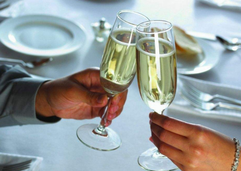 喝酒对健身训练的这3大不良影响,你都知道吗?