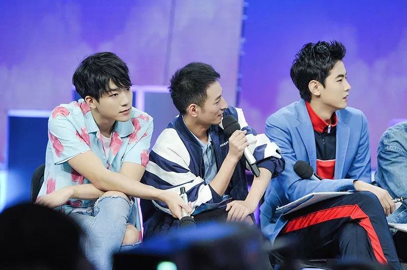 毛不易唱《体面》治愈全场 张新成赵天宇纪凌