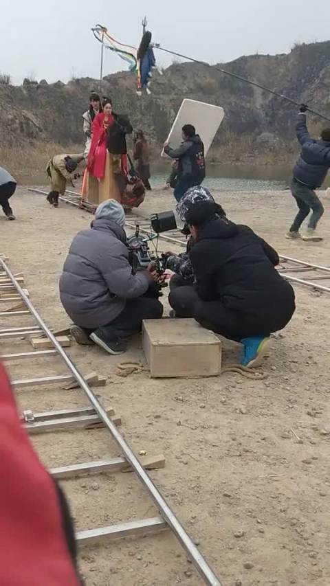 电视剧拍摄现场,原来马戏是这样拍的,演员们不容易啊!