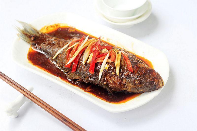 我家吃了多年的黄焖鱼配方,酱香味美,学会能用一辈子