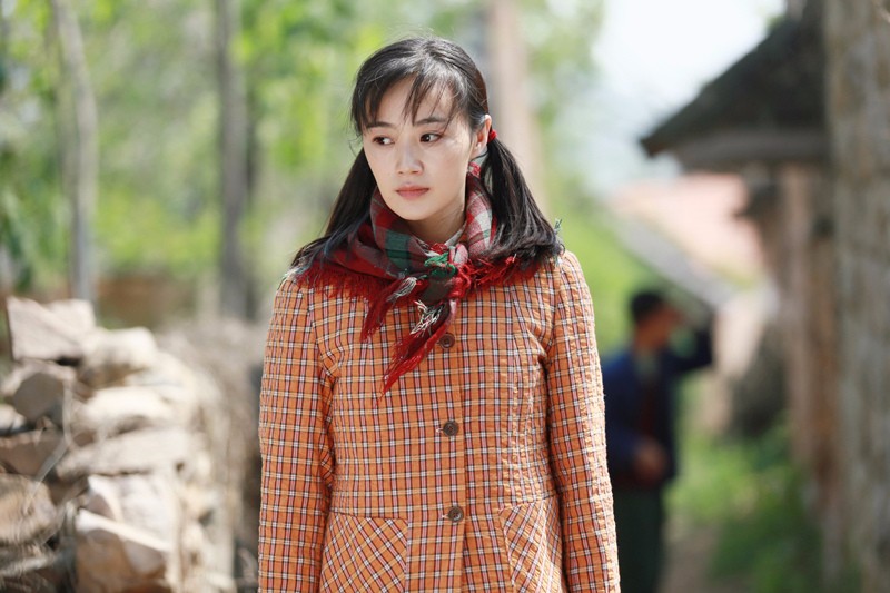 当甜美流朱化身热辣厉雪男 战菁一在低调中又一次让人惊艳