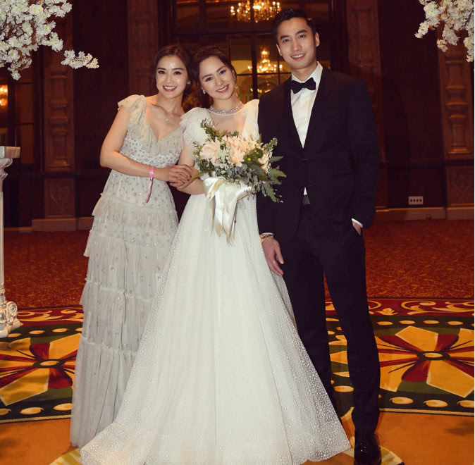 阿娇大婚阿sa当伴娘:好姐妹就是那个婚礼时为你哭花眼妆的人!