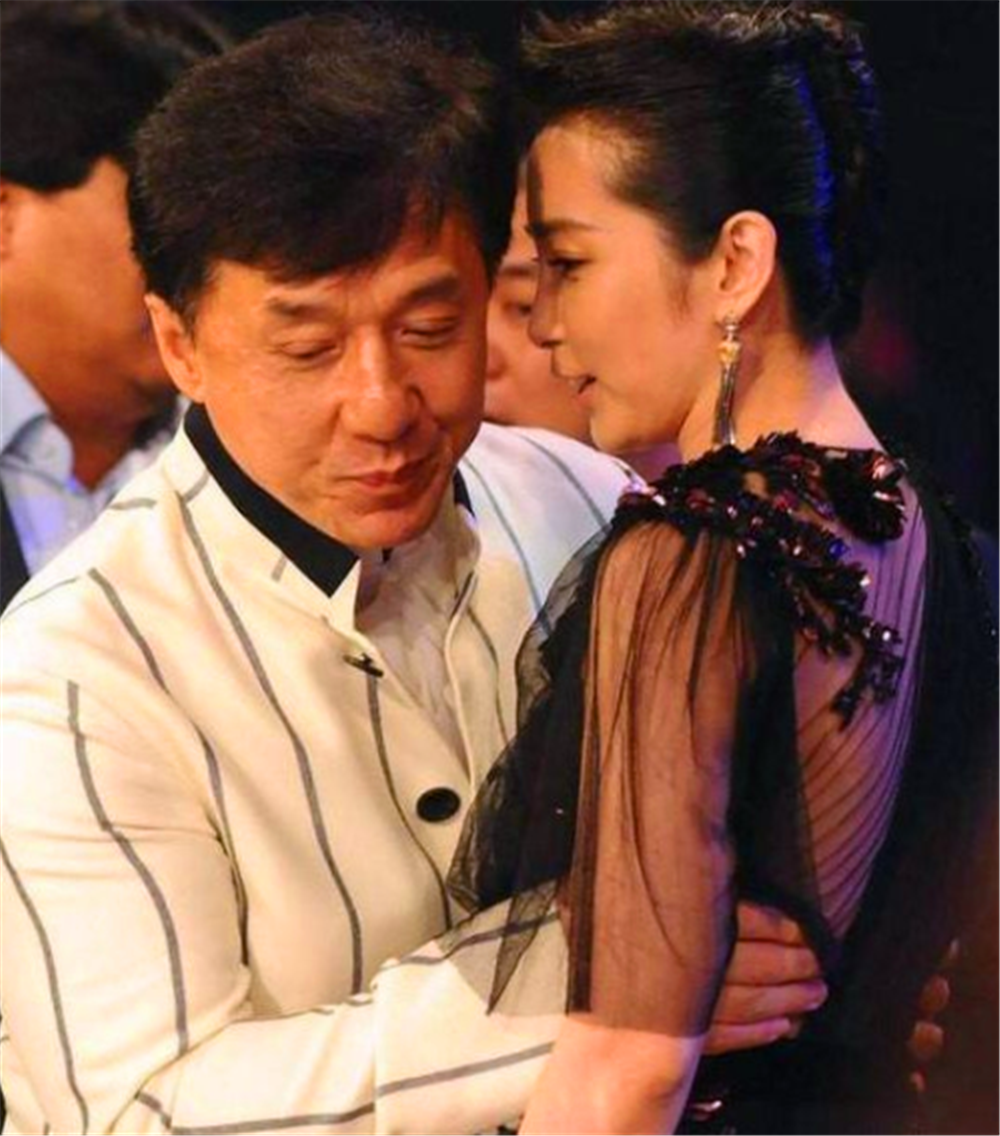 吴京一句话非常有内涵,娱乐圈内的女明星经常身不由己|吴京|范冰冰