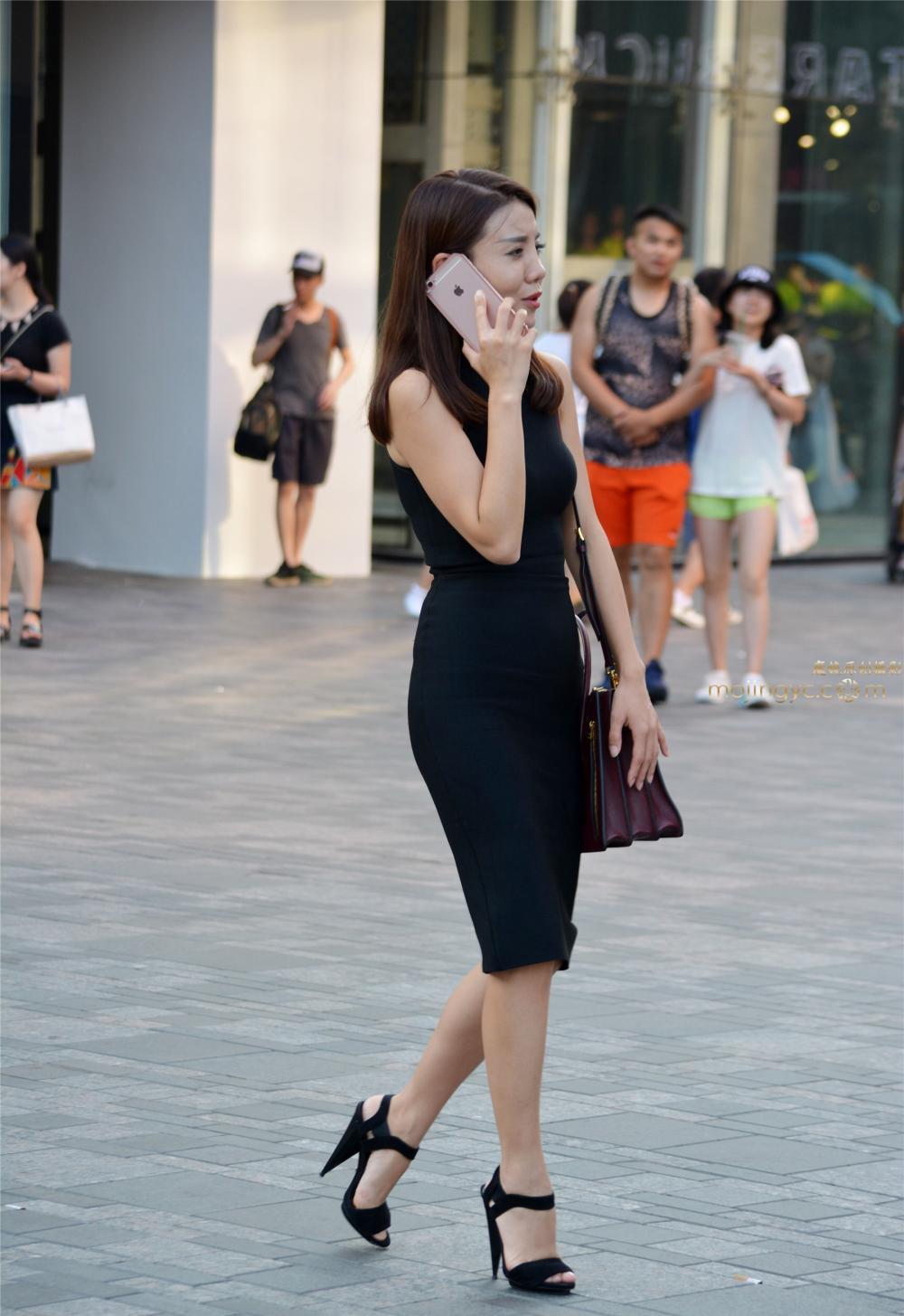 街拍471-女子貌美 仪态美好 举止优雅_新浪新闻