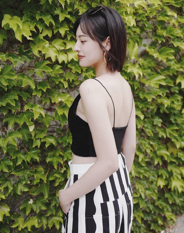 她因演还珠里的柳红成名今演新剧却被林更新说丑短发小仙女