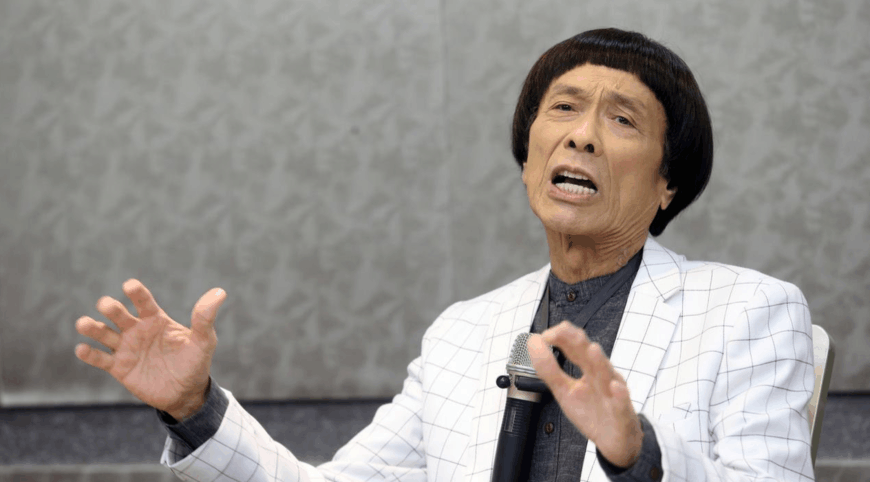 娱乐巨星因理发师一句话, 顶着马桶头半生, 最后因这个而死