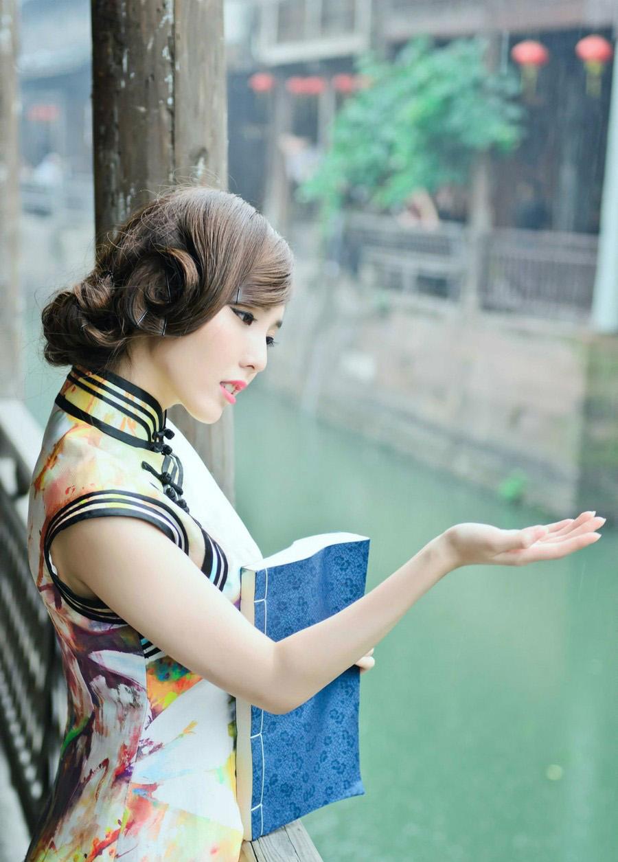 江南好旗袍美女千杯少怎会不恋江南美女