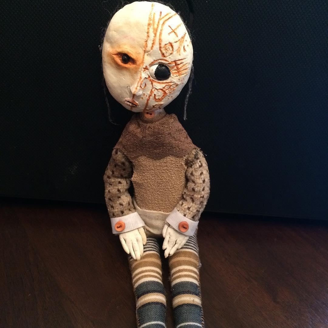 加拿大12岁的男孩callumdonovangrujicich用捡来的材料制造的暗黑