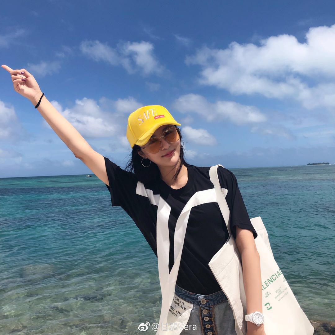 邻家小姐姐甘露自拍时刻 网友:你夏了整个夏天