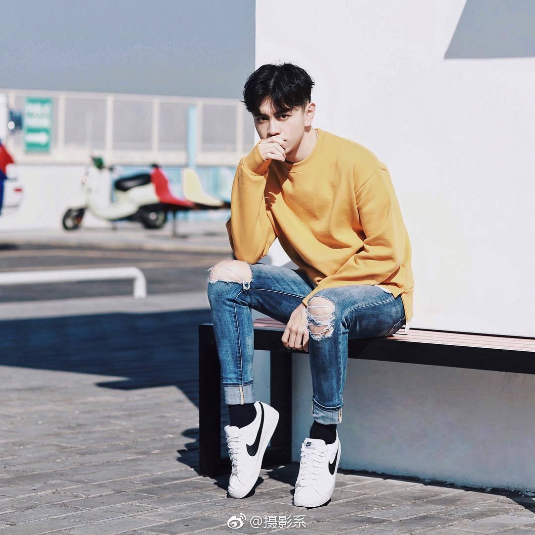 男生坐着拍,也能很好看