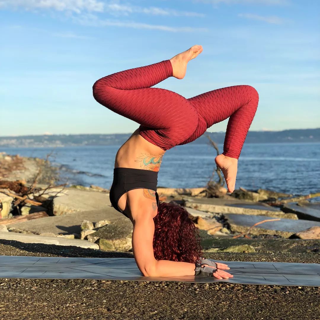 倒立进阶:蝎子式,释放你的负面情绪,让情绪轻装上阵