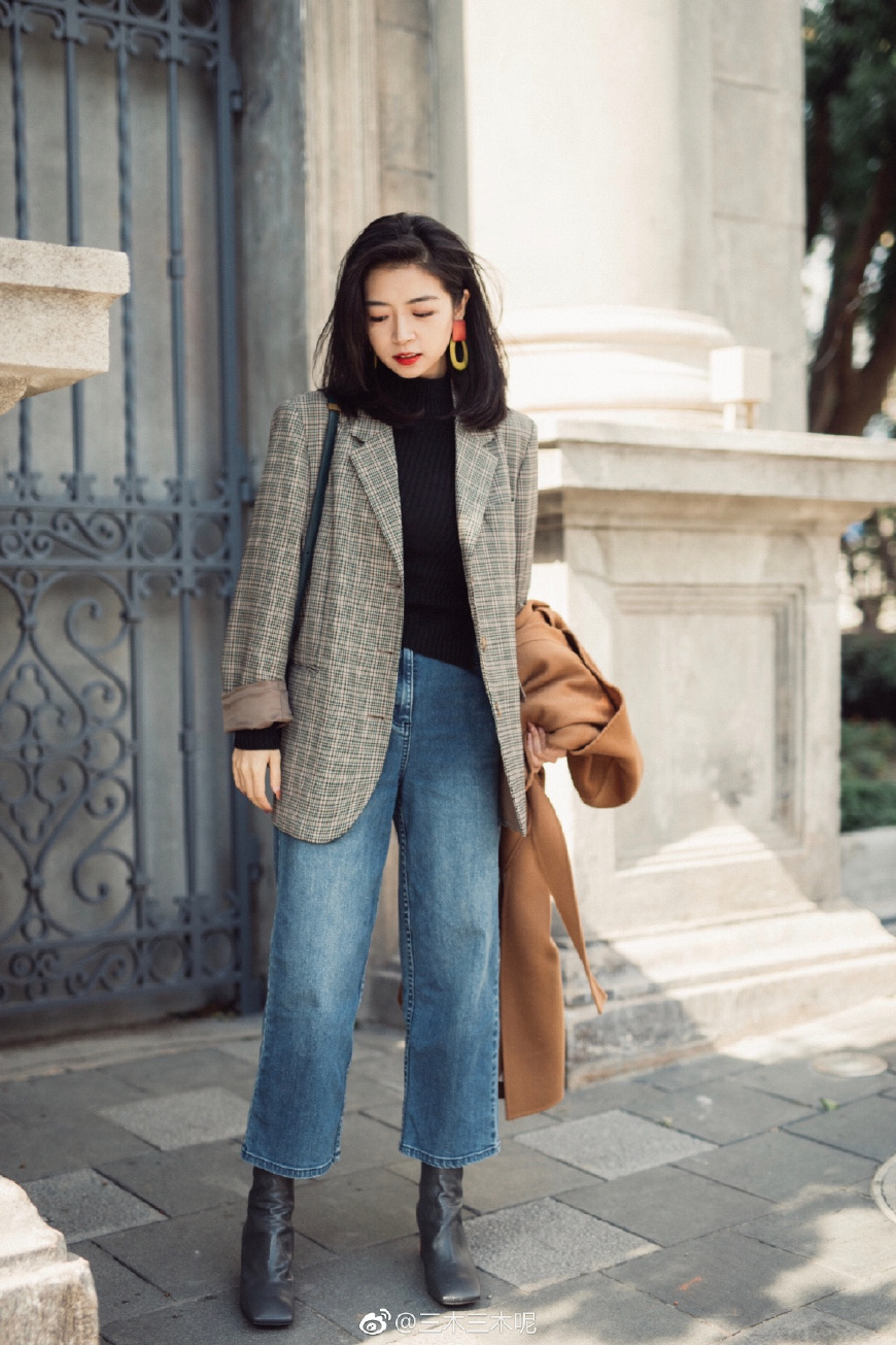 155cm到165cm的秋季穿搭,格子西服搭配牛仔裤,真是个性又好看