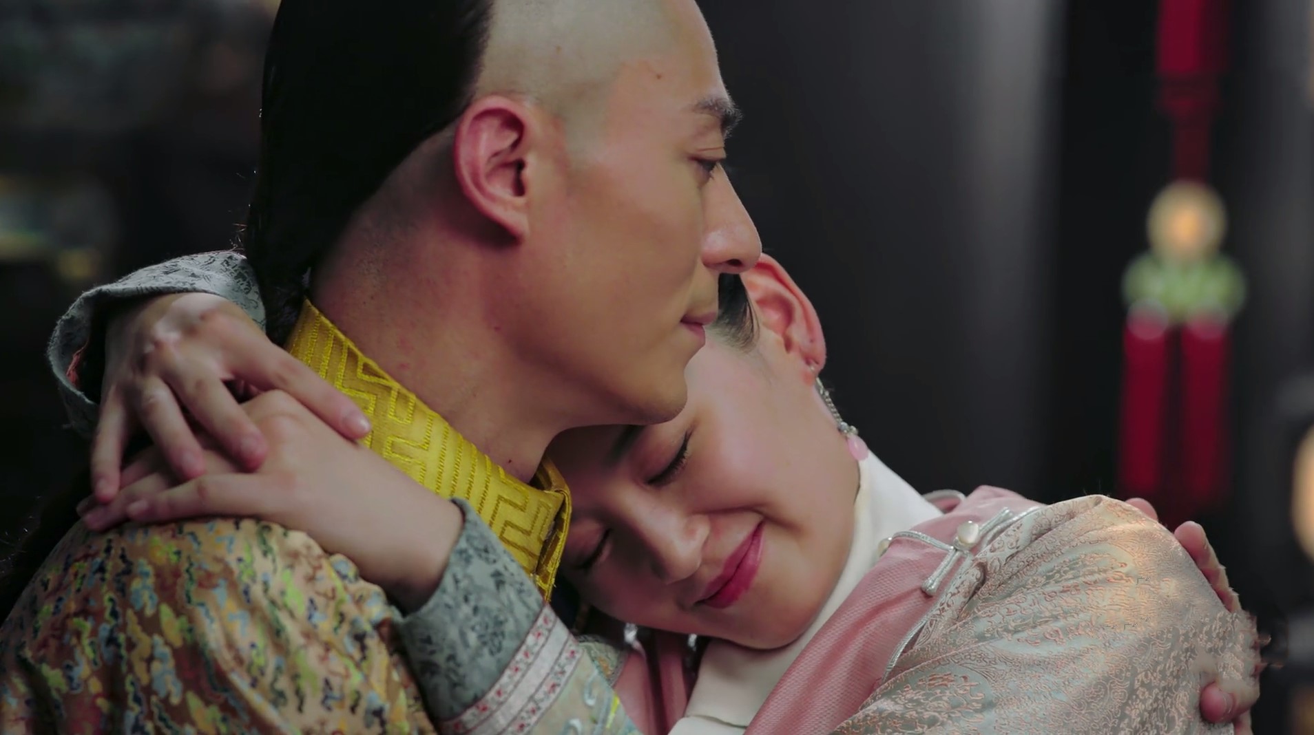 与霍建华拍《如懿传》第一场戏的不是周迅而是她,网友:好气啊