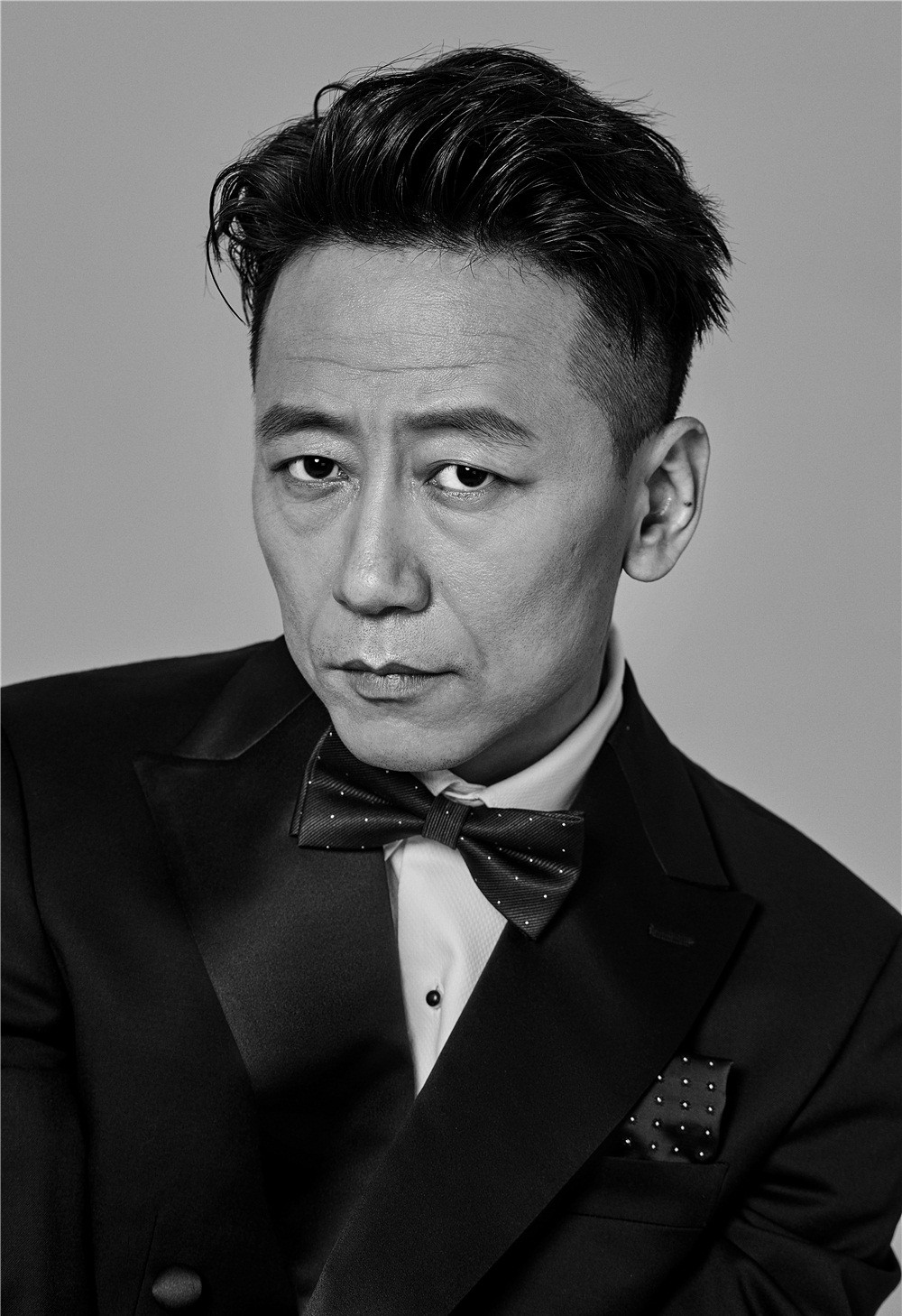 好演员的演技是舍得"牺牲"自己|胡明|演员|剧照_新浪新闻