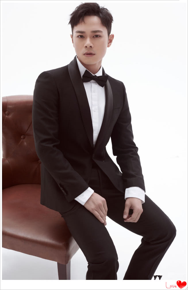 30岁童星曹骏复出,男人味十足帅过小鲜肉!网友:再高点就好了!