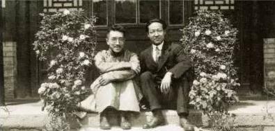 翻出旧照片——有看一副“女大三,抱金砖”之乐的赵元任|赵元任|杨步伟|胡适_新浪新闻