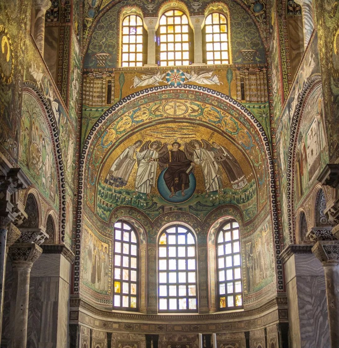 拜占庭帝国的比基尼皇后