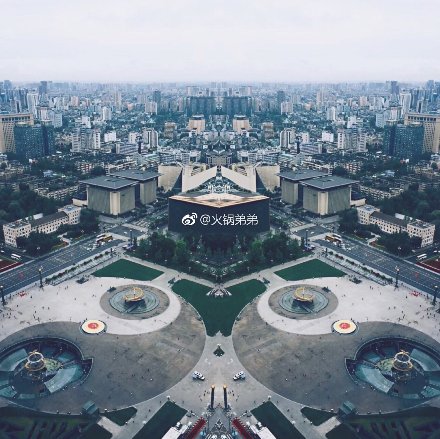 这是成都的正中心八卦之地天府广场coolcity