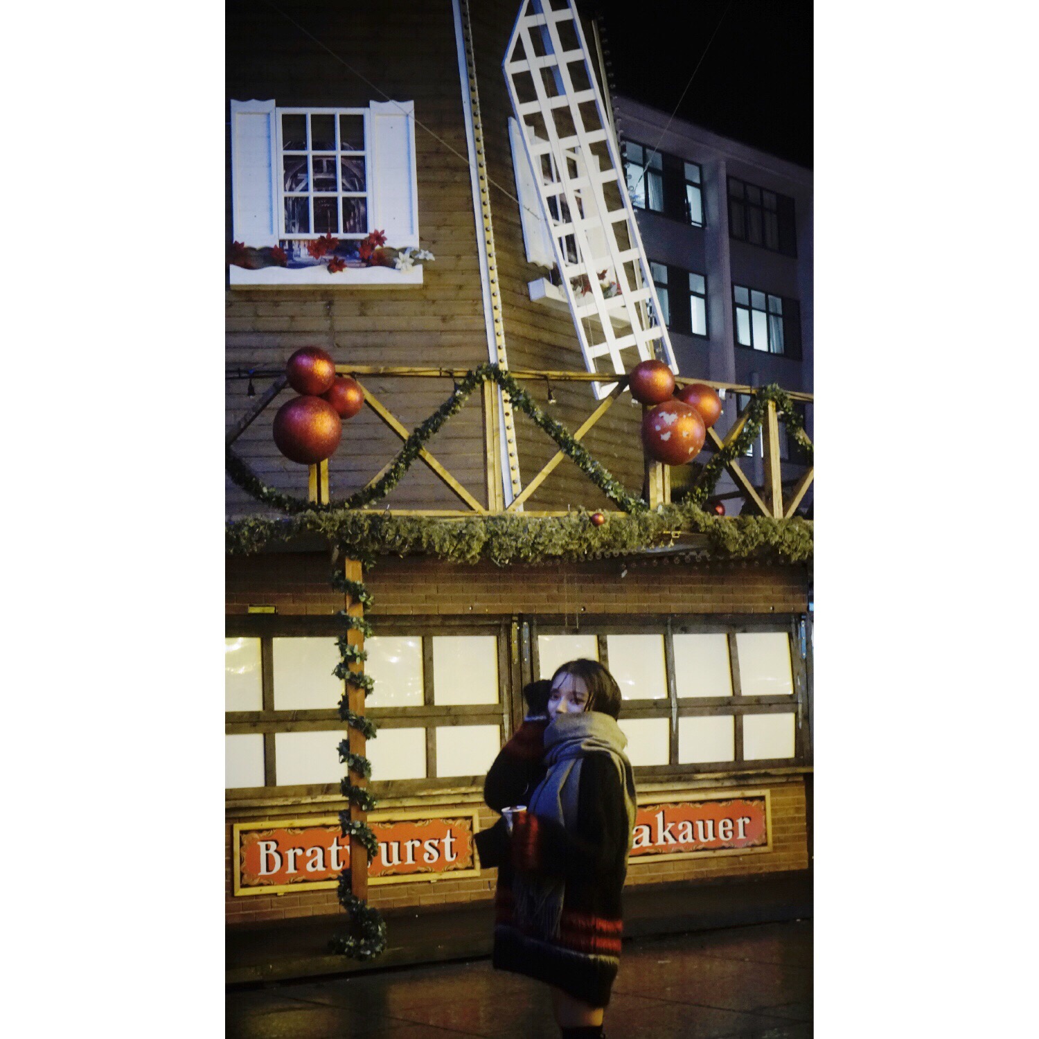 周周 英国 留学中 158 爱好摄影写作 简介